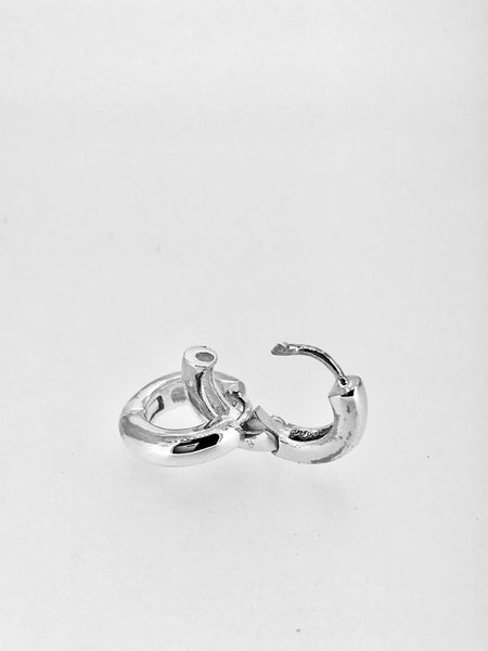 Silver snapfast huggie earrings - round