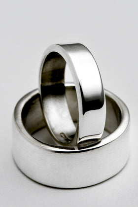 Flat profile silver bands.