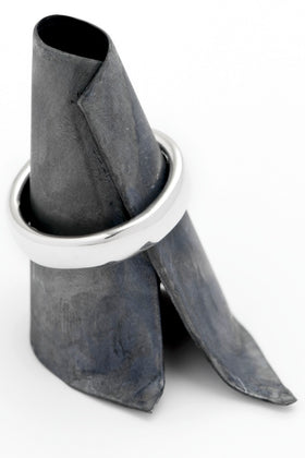 Silver court profile ring