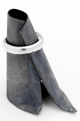 D shape / half round profile band