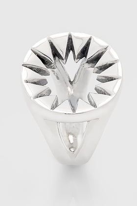 Heavy 'Venus flytrap' style ring